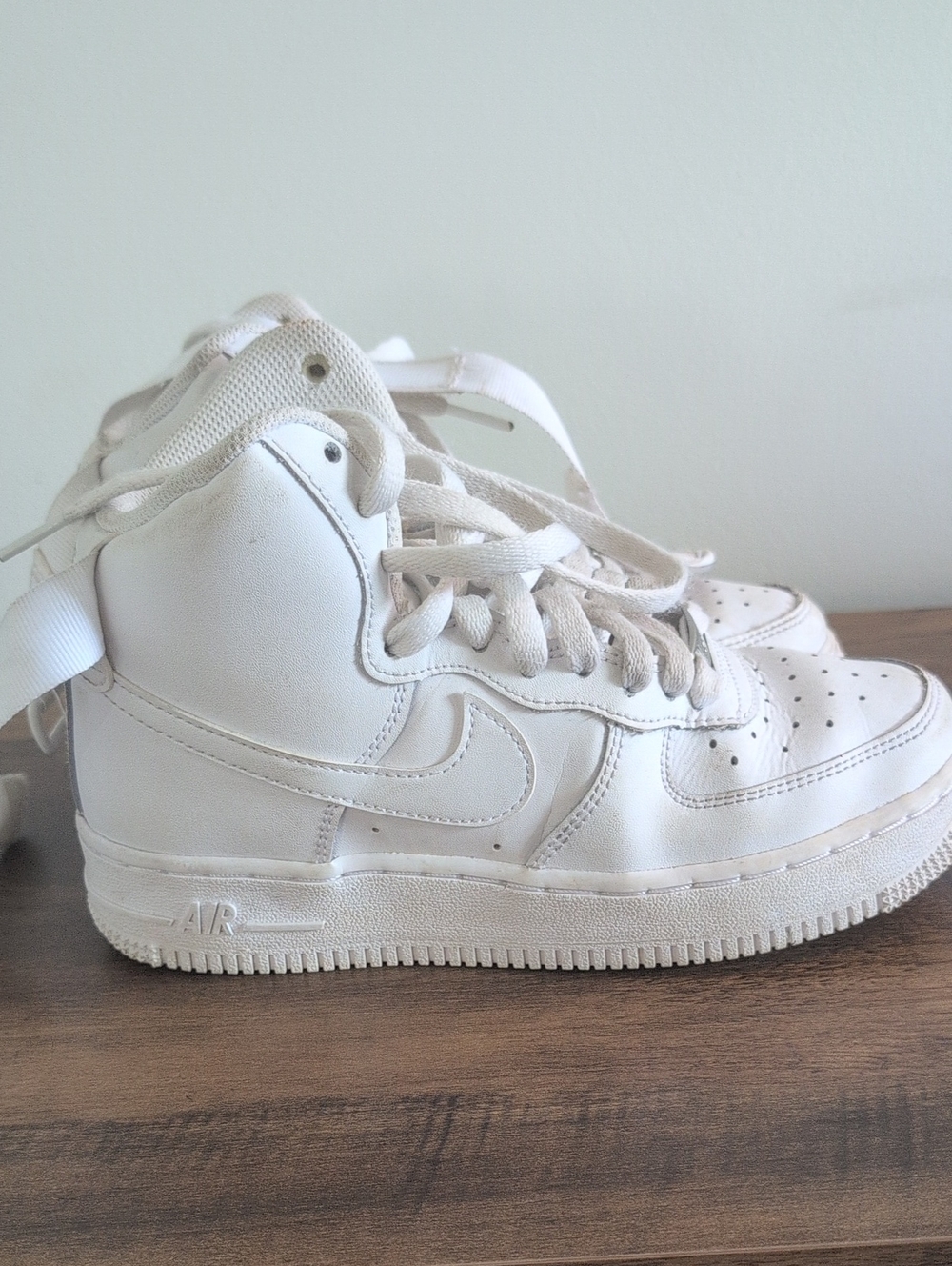 Nike Kids' White High-Top Sneakers - Picture 12 of 14